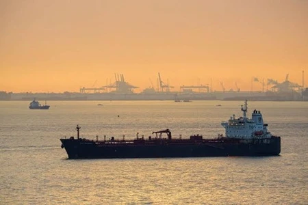 Middle East oil tanker shipping